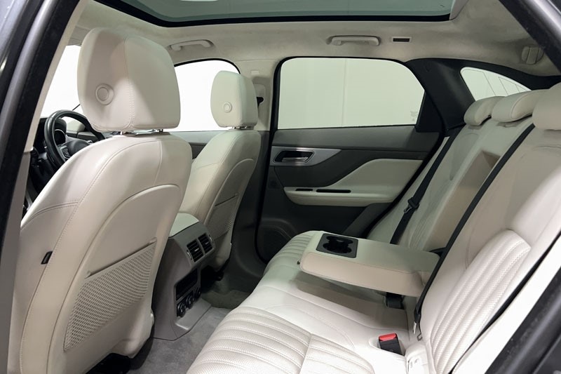 Used Jaguar F-Pace 2020 for sale - 76981844: Photo 46