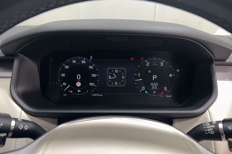 Used Land Rover Discovery 2024 for sale - 76982442: Photo 16