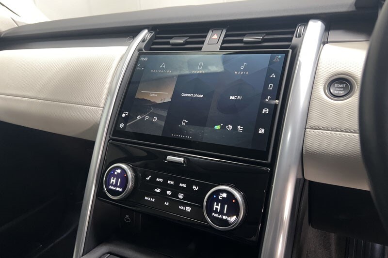 Used Land Rover Discovery 2024 for sale - 76982442: Photo 32