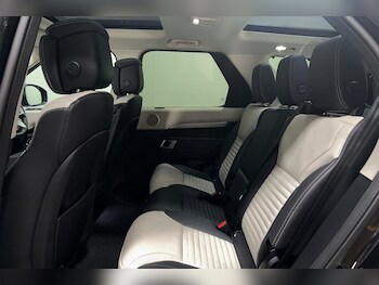 Used Land Rover Discovery 2024 for sale - 76982442: Photo