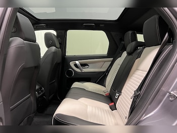 Used Land Rover Discovery Sport 2022 for sale - 77774591: Photo