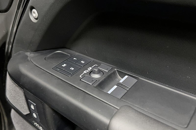 Used Land Rover Defender 2024 for sale - 77729452: Photo 23