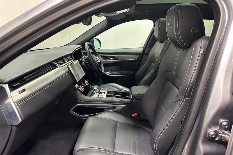 Used Jaguar F-Pace 2024 for sale - 78175986: Photo 4