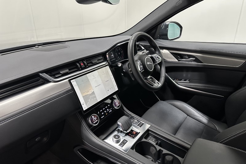 Used Jaguar F-Pace 2024 for sale - 78175986: Photo 41