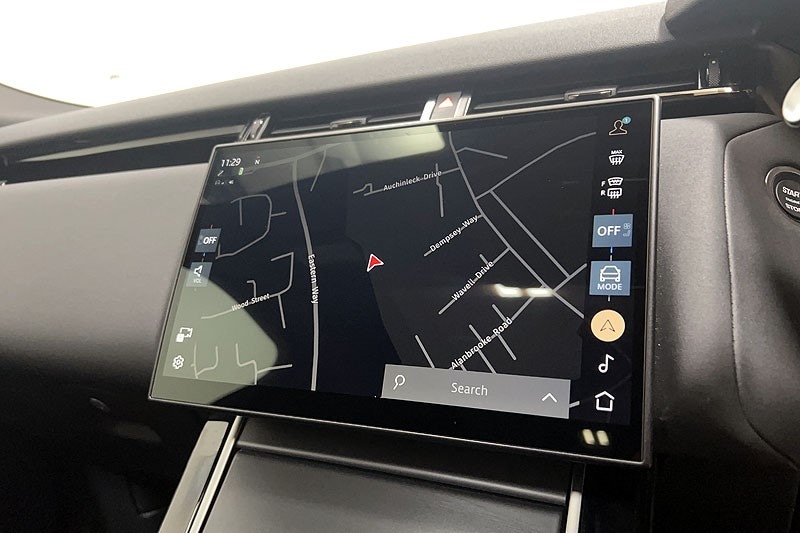 Used Land Rover Range Rover Velar 2025 for sale - 76982353: Photo 11