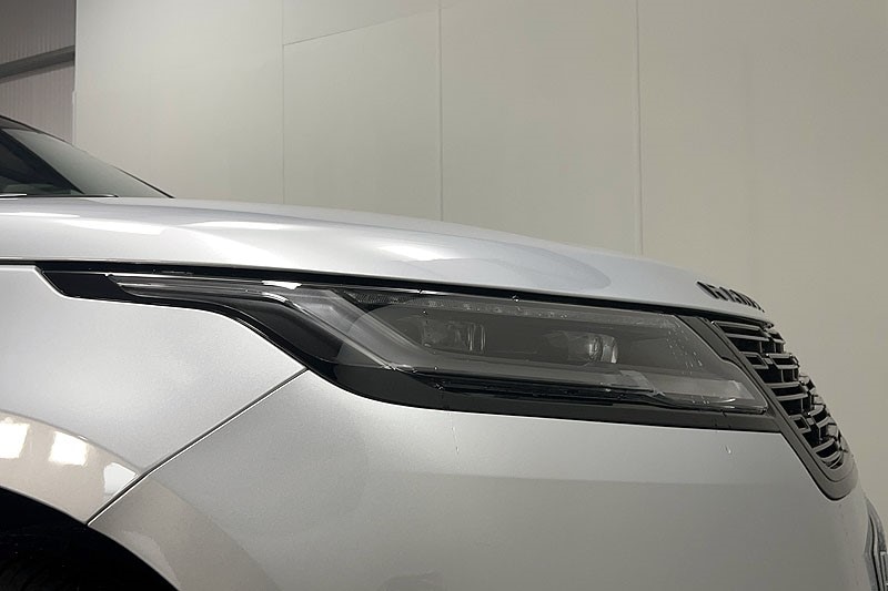 Used Land Rover Range Rover Velar 2025 for sale - 76982353: Photo 17