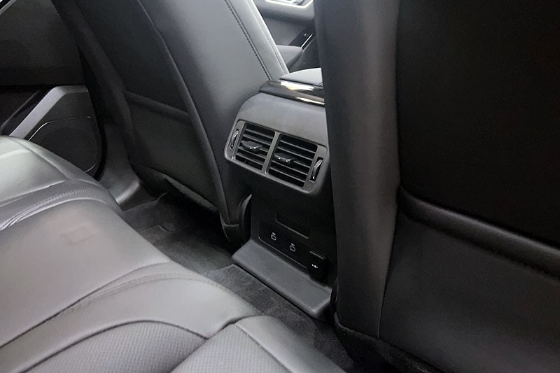 Used Land Rover Range Rover Velar 2025 for sale - 76982353: Photo 18