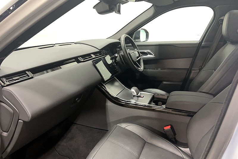 Used Land Rover Range Rover Velar 2025 for sale - 76982353: Photo 37