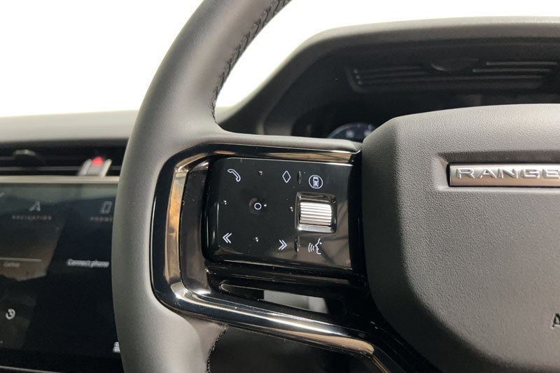 Used Land Rover Range Rover Evoque 2025 for sale - 77022991: Photo 31