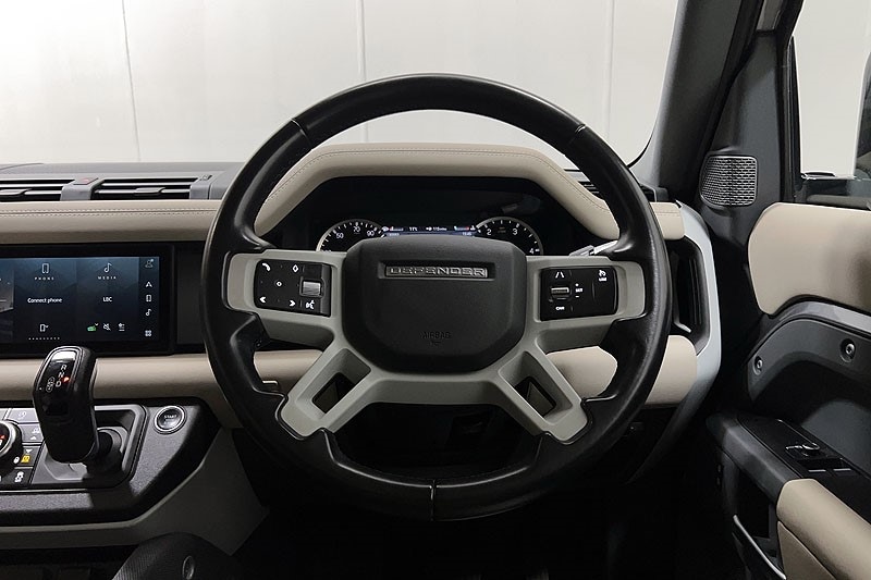 Used Land Rover Defender 2021 for sale - 77803961: Photo 15