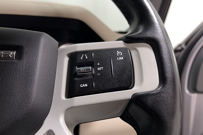 Used Land Rover Defender 2021 for sale - 77803961: Photo 29