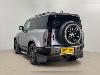 Used Land Rover Defender 2021 for sale - 77803961: Photo