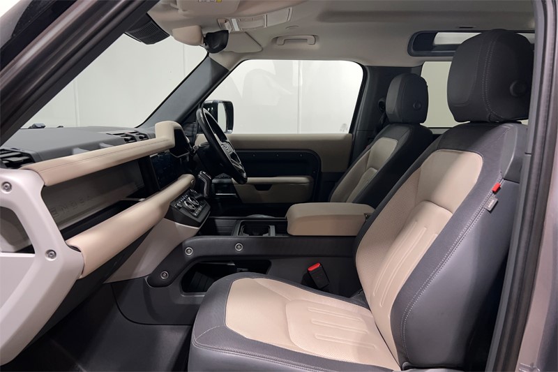 Used Land Rover Defender 2021 for sale - 77803961: Photo 3