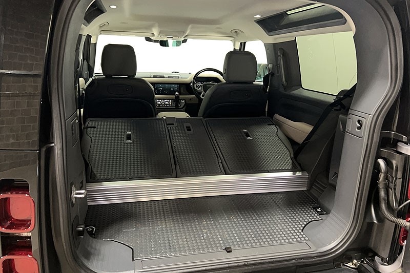 Used Land Rover Defender 2021 for sale - 77803961: Photo 44