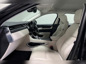 Used Jaguar F-Pace 2021 for sale - 78344056: Photo