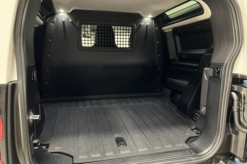 Used Land Rover Defender 2024 for sale - 77476613: Photo 21