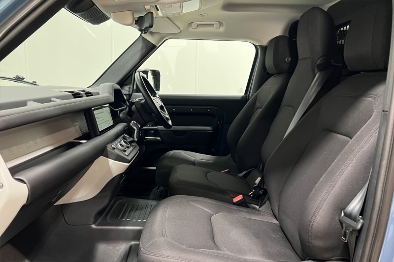 Used Land Rover Defender 2024 for sale - 77476613: Photo 3