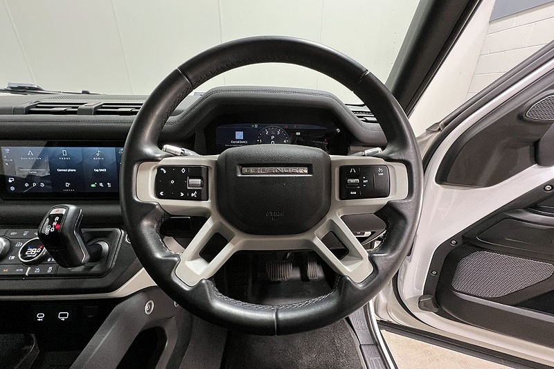 Used Land Rover Defender 2022 for sale - 77326448: Photo 15