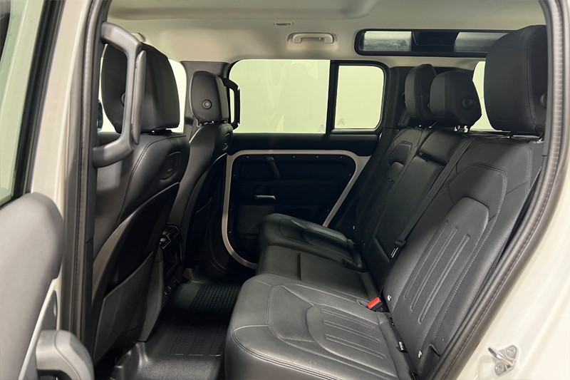 Used Land Rover Defender 2022 for sale - 77326448: Photo 4