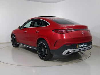 Used Mercedes-Benz GLC 2023 for sale - 76982009: Photo