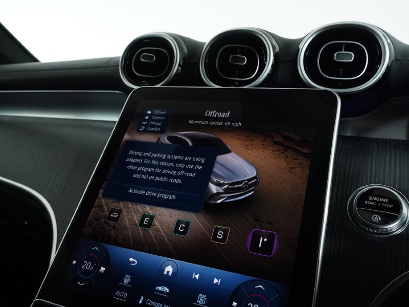 Used Mercedes-Benz GLC 2023 for sale - 76982009: Photo 44