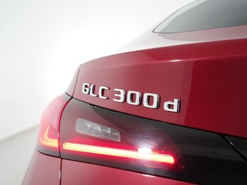 Used Mercedes-Benz GLC 2023 for sale - 76982009: Photo