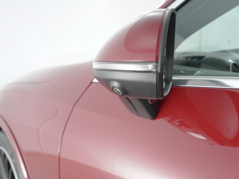 Used Mercedes-Benz GLC 2023 for sale - 76982009: Photo 57