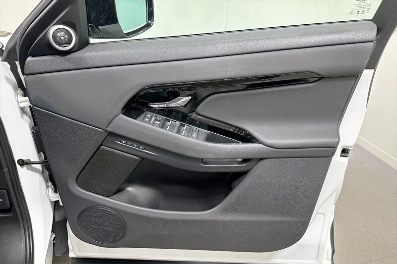 Used Land Rover Range Rover Evoque 2024 for sale - 76981239: Photo 21