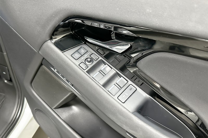 Used Land Rover Range Rover Evoque 2024 for sale - 76981239: Photo 22