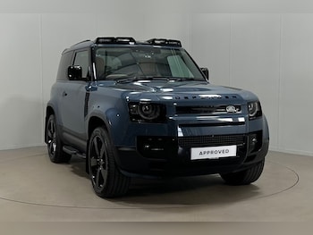Used Land Rover Defender 2023 for sale - 78748257: Photo