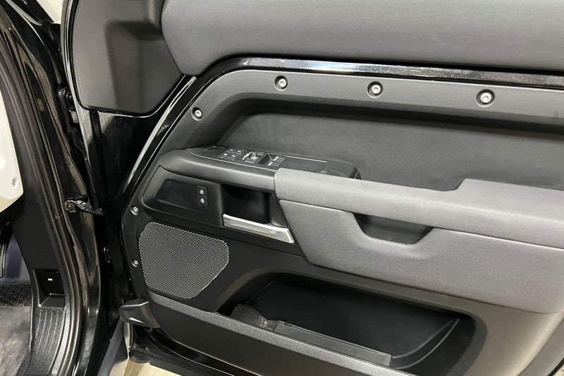 Used Land Rover Defender 2022 for sale - 77225280: Photo 26