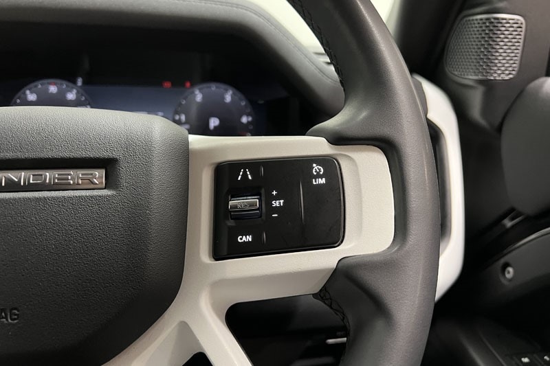 Used Land Rover Defender 2022 for sale - 77225280: Photo 33