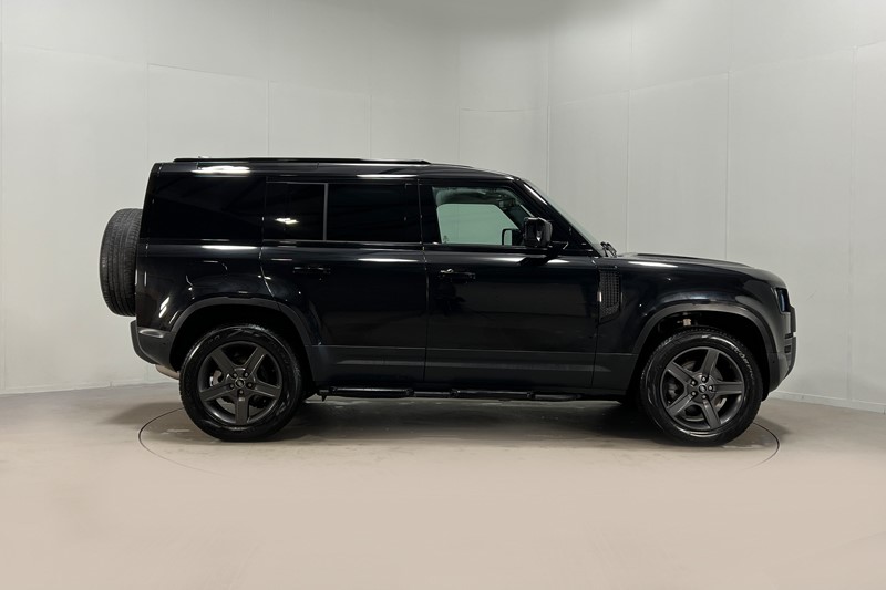 Used Land Rover Defender 2022 for sale - 77225280: Photo 5