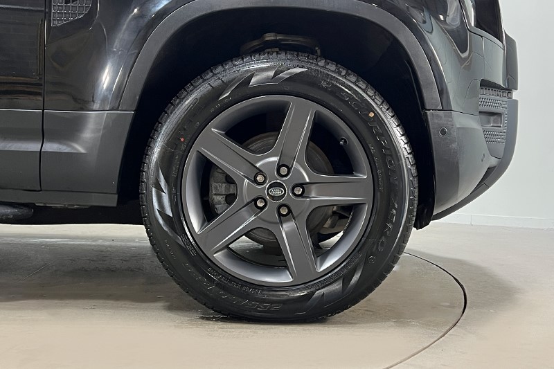 Used Land Rover Defender 2022 for sale - 77225280: Photo 8