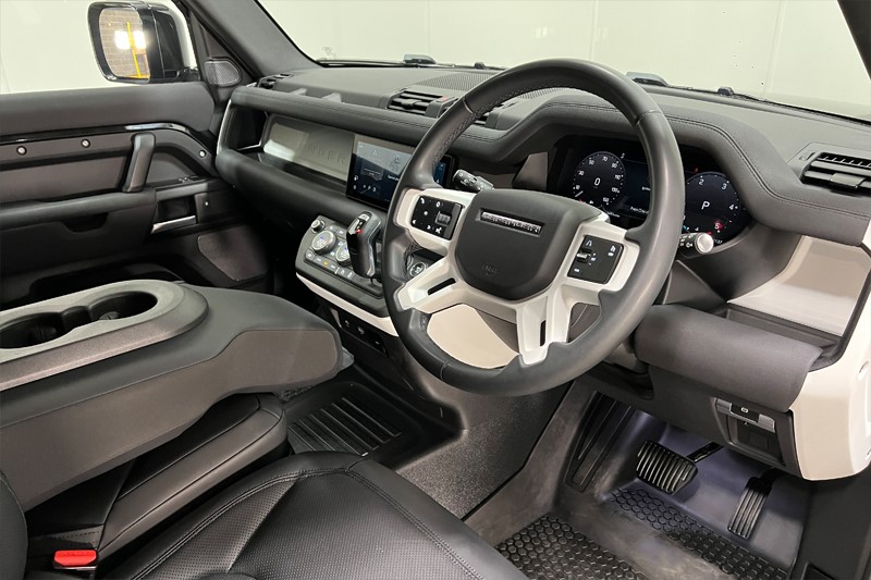 Used Land Rover Defender 2022 for sale - 77225280: Photo 9