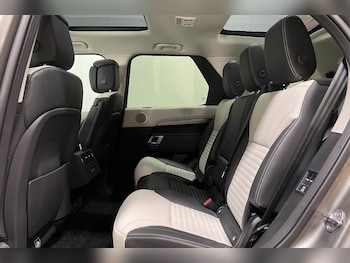 Used Land Rover Discovery 2024 for sale - 78499591: Photo