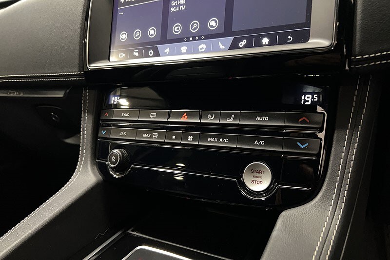 Used Jaguar F-Pace 2020 for sale - 77789164: Photo 31