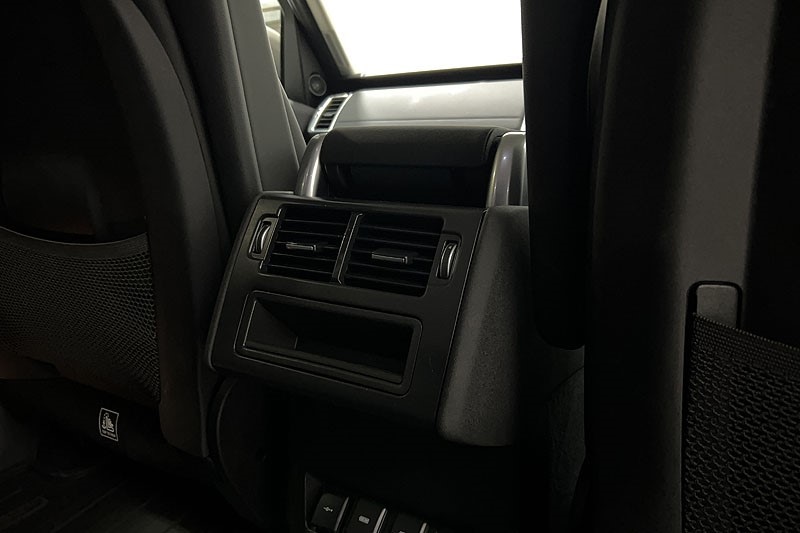 Used Land Rover Discovery 2023 for sale - 78028112: Photo 18