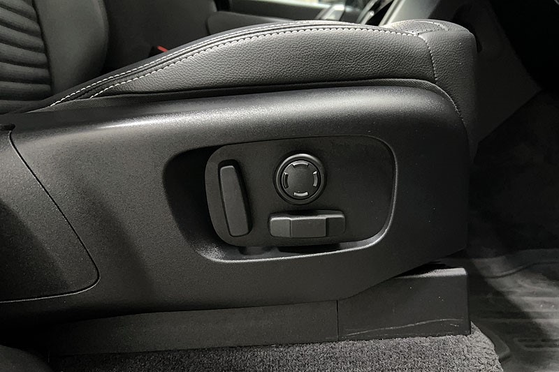 Used Land Rover Discovery 2023 for sale - 78028112: Photo 24