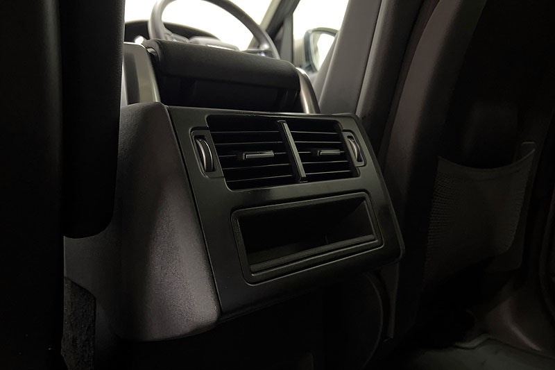 Used Land Rover Discovery 2023 for sale - 78028112: Photo 45