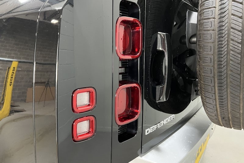 Used Land Rover Defender 2025 for sale - 77033009: Photo 19