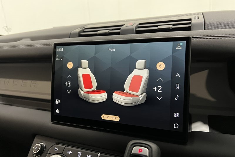 Used Land Rover Defender 2025 for sale - 77033009: Photo 40