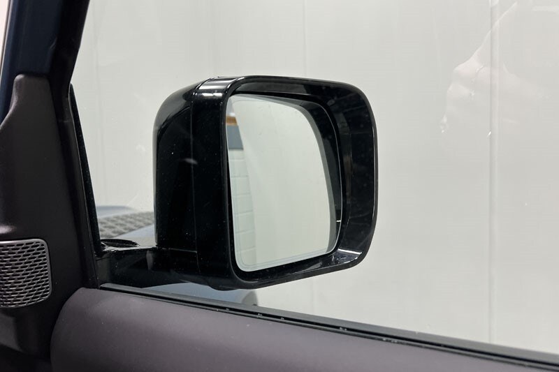 Used Land Rover Defender 2024 for sale - 77570195: Photo 25