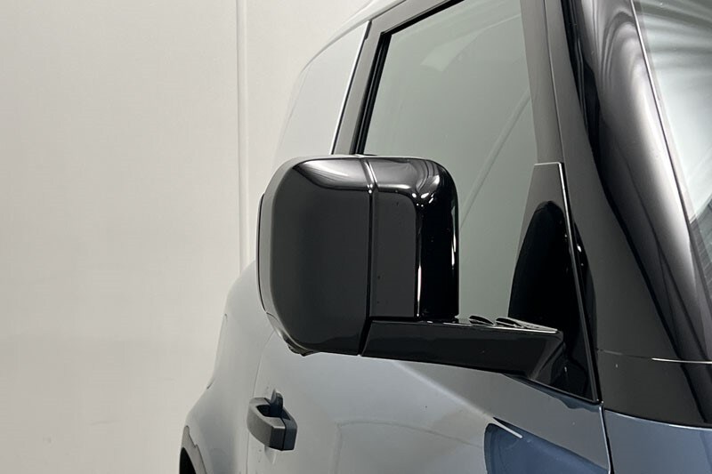 Used Land Rover Defender 2024 for sale - 77570195: Photo 46