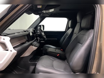 Used Land Rover Defender 2024 for sale - 79087932: Photo