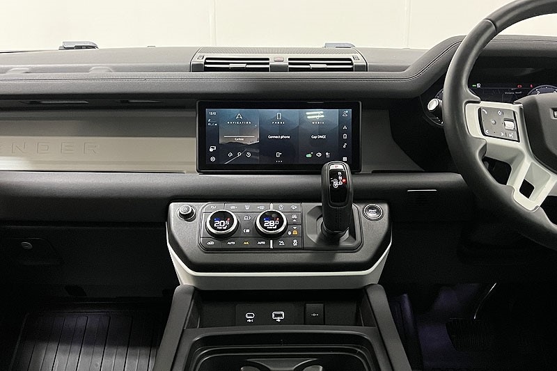 Used Land Rover Defender 2022 for sale - 77834052: Photo 14