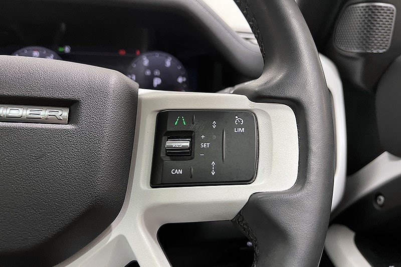 Used Land Rover Defender 2022 for sale - 77834052: Photo 30