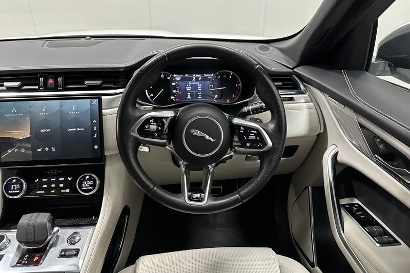 Used Jaguar F-Pace 2022 for sale - 77844770: Photo 15