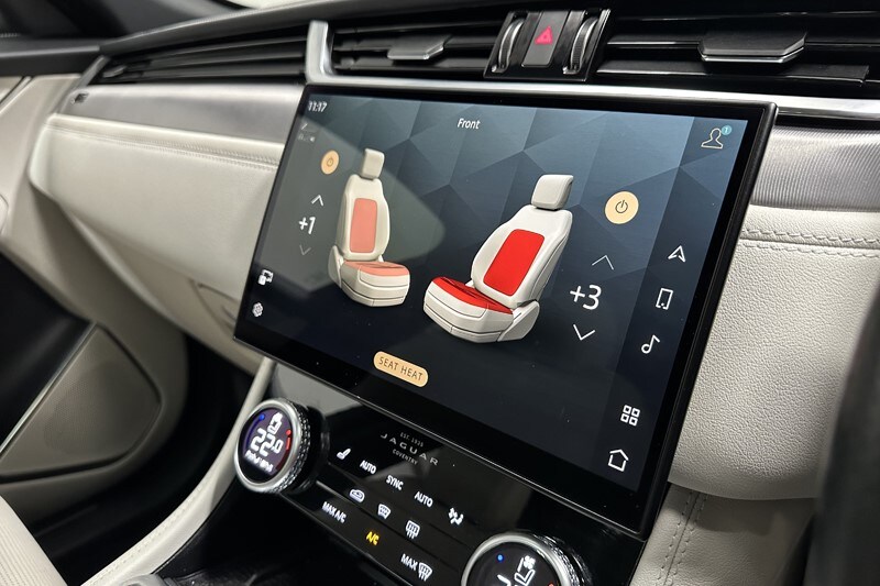 Used Jaguar F-Pace 2022 for sale - 77844770: Photo 36