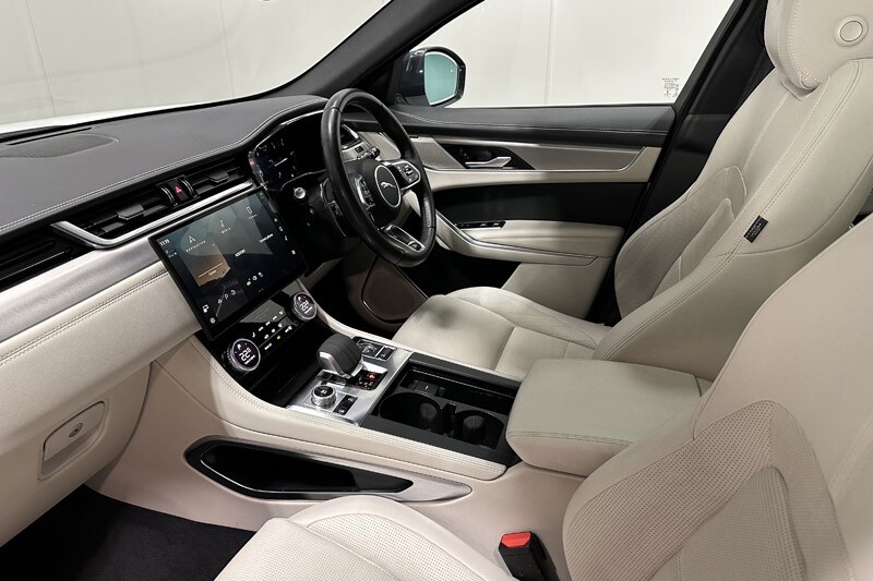 Used Jaguar F-Pace 2022 for sale - 77844770: Photo 38